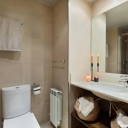 Etosha - 3 Bedrooms And Balcony In Eixample Dreta *